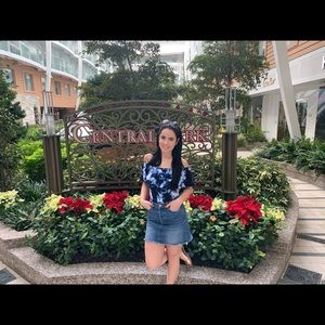 Meet your Posher, Ana